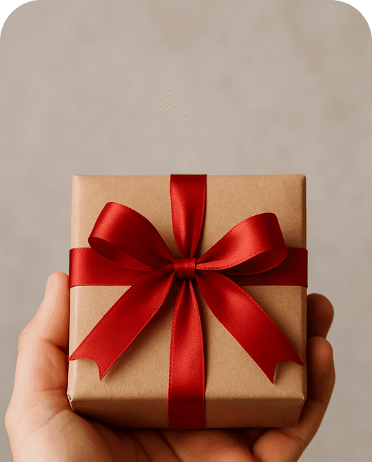 hand holding gift box